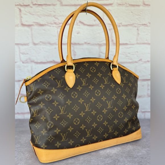 Louis Vuitton Handbags - GORGEOUS Louis Vuitton Monogram Canvas Horizontal Lockit GM Large Handbag